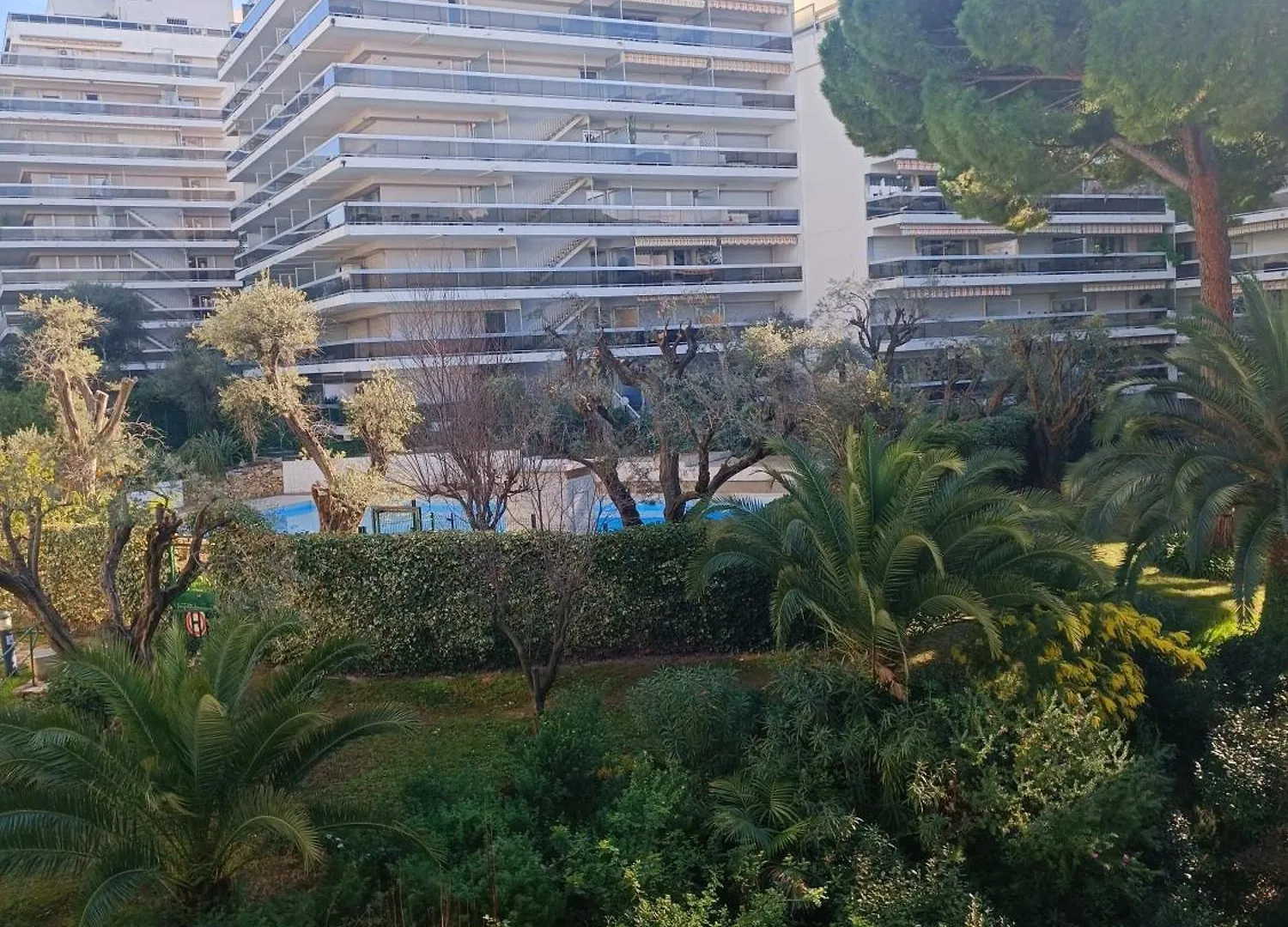 Apartment Ara 40M2 Classe Immense Terrasse 35 M2 Piscine Antibes Juan Parking France